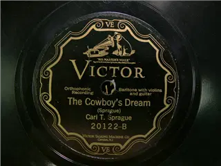 small_victor 20122 b.webp